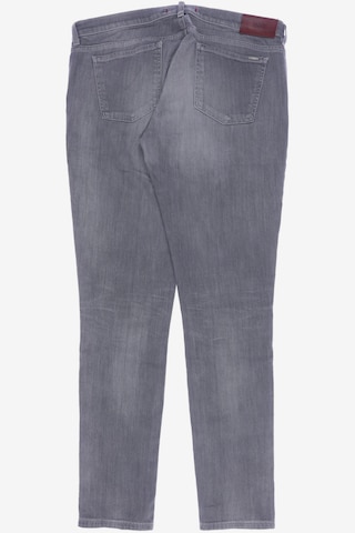 HUGO Jeans in 36 in Grey