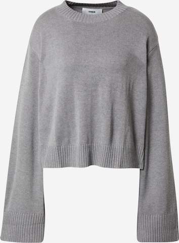 Pull-over 'Gwen' ABOUT YOU x Marie von Behrens en gris : devant