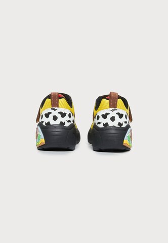 Sneaker 'Play Scene' di SKECHERS in marrone