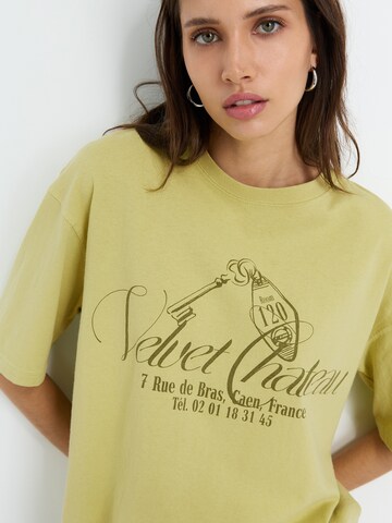 Maglietta 'HOTEL LIMA' di Pull&Bear in verde