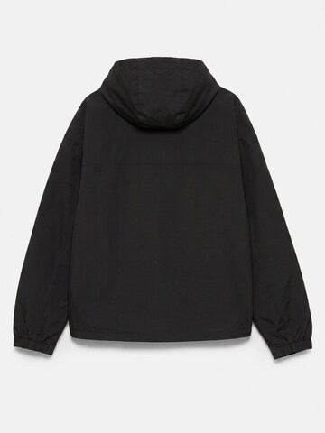 Veste mi-saison Pull&Bear en noir