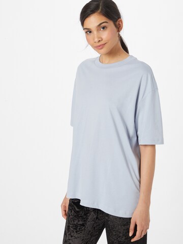Gina Tricot T-shirt i blå: framsida