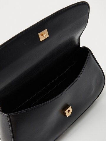 Calvin Klein Kabelka - Čierna: zadná strana