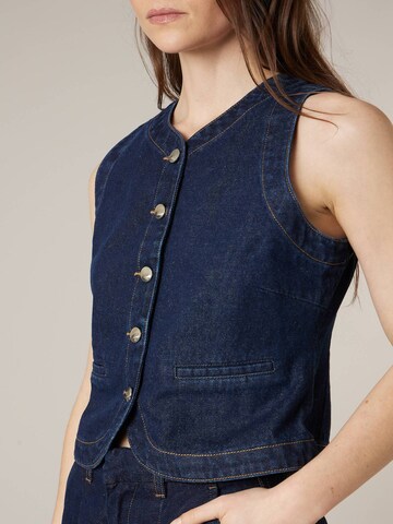 Gilet 'Diona' Deeluxe en bleu