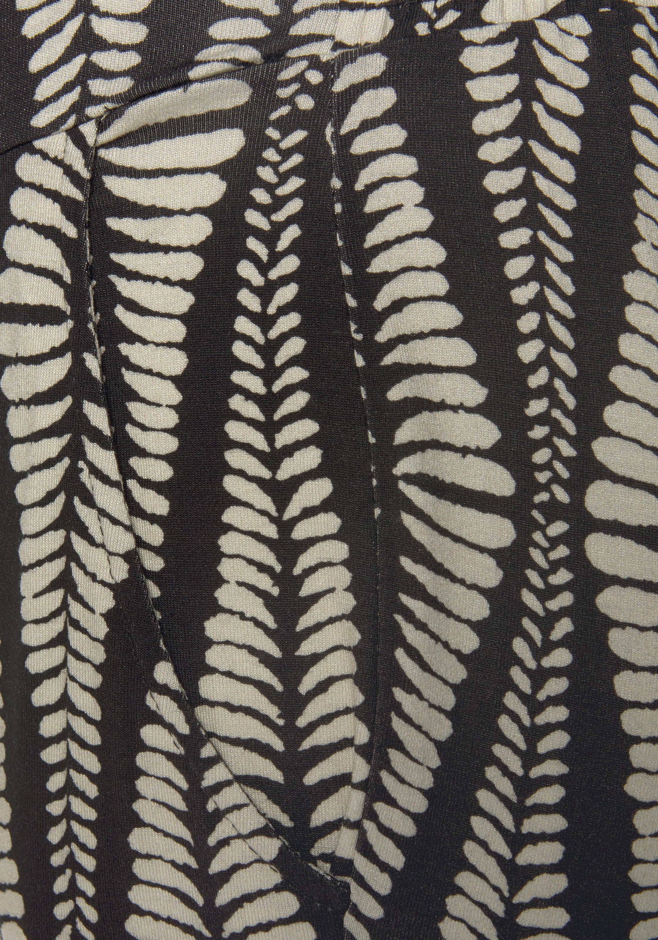 LASCANA tavaline Püksid 'Grafik', värv must