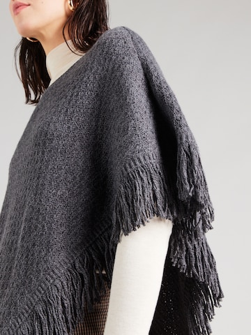 HOLLISTER Cape in Grey