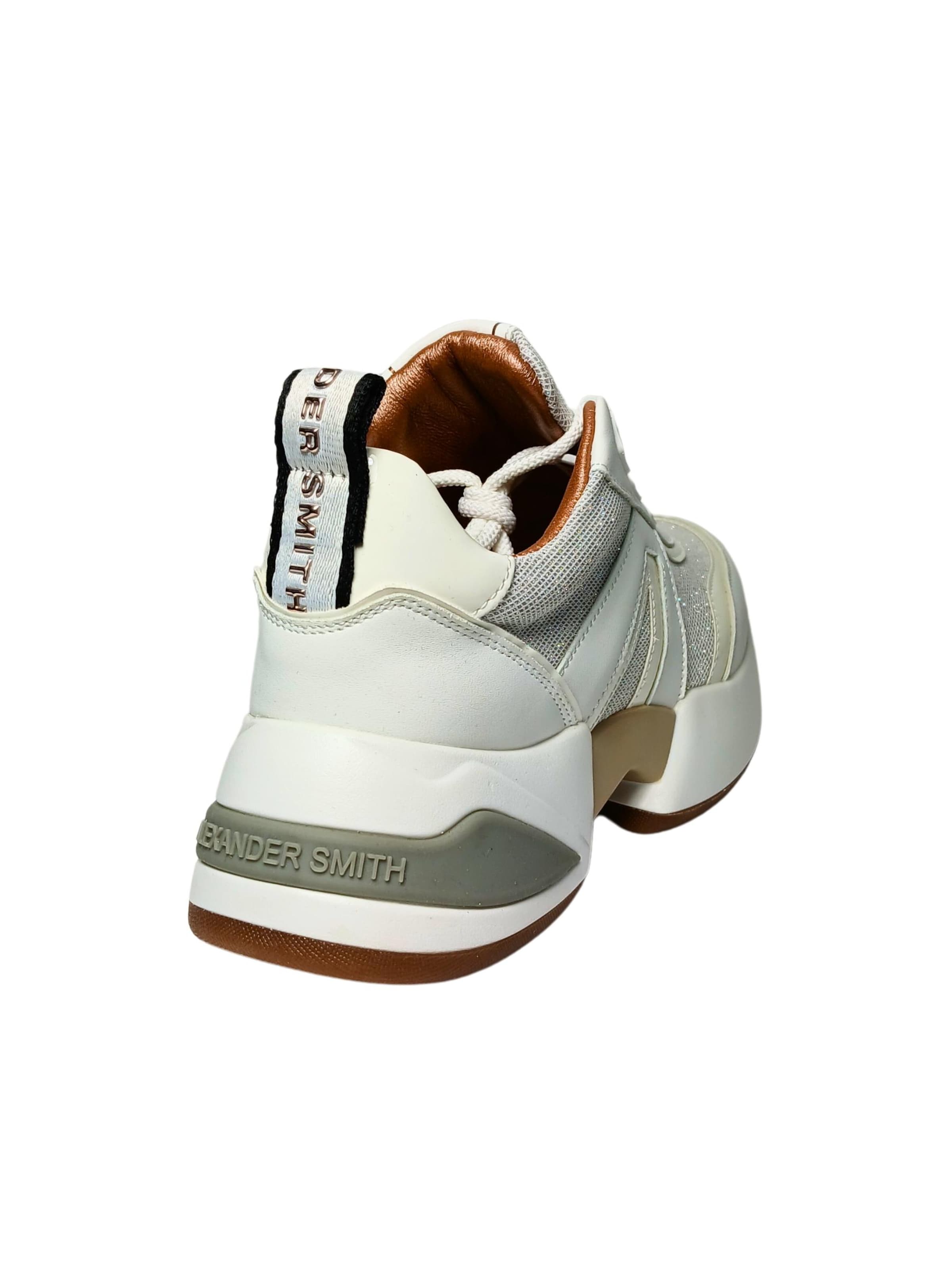 Alexander Smith Sneakers in White