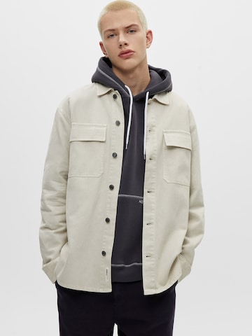 Veste mi-saison Pull&Bear en blanc : devant