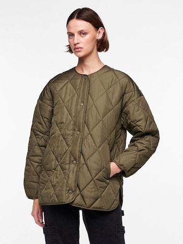 PIECESPrijelazna jakna 'STELLA' - zelena boja: prednji dio