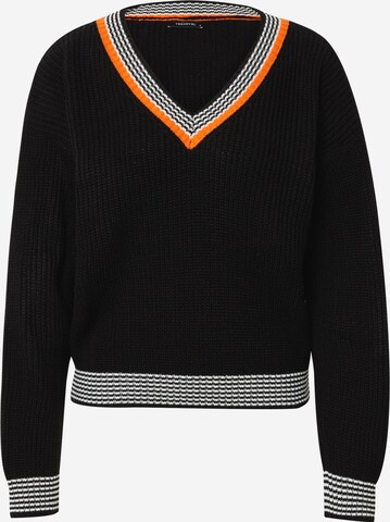 Trendyol Sweater in Black: front