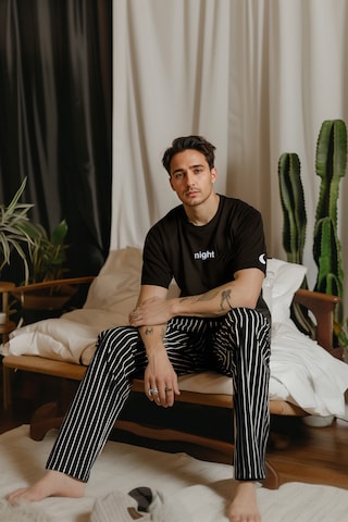 Trendyol - Pijama comprido em preto
