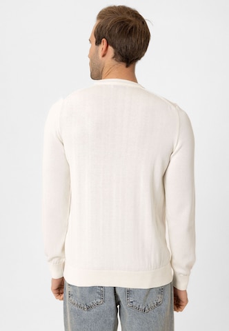 Moxx Paris Sweater in White