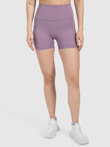 Smilodox Slimfit Shorts with Pockets ' Josie ' in Lila: Vorderseite