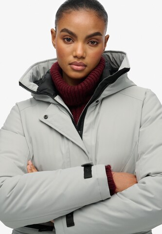 Parka mi-saison Superdry en gris