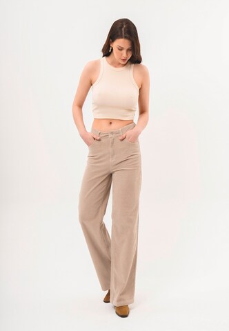 FRESHLIONS Regular Cordhose in Beige