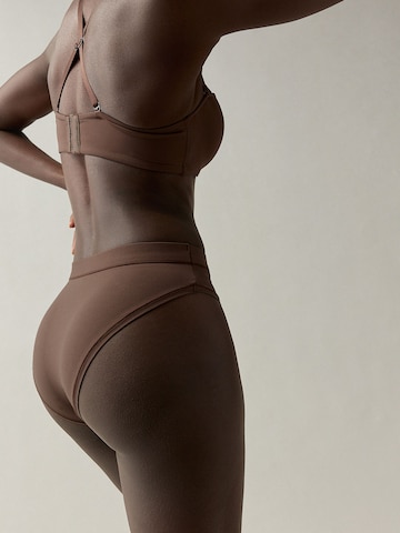 self. Panty in Brown