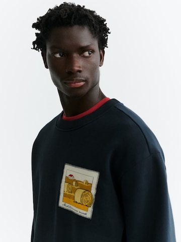 Thinking MU Sweatshirt 'LEON' in Blauw: voorkant