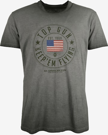 TOP GUN Shirt ' TG20201033 ' in Grijs: voorkant