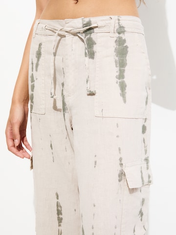 Loosefit Pantalon cargo Pull&Bear en beige