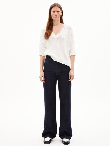 ARMEDANGELS Sweater ' RONAA ' in White