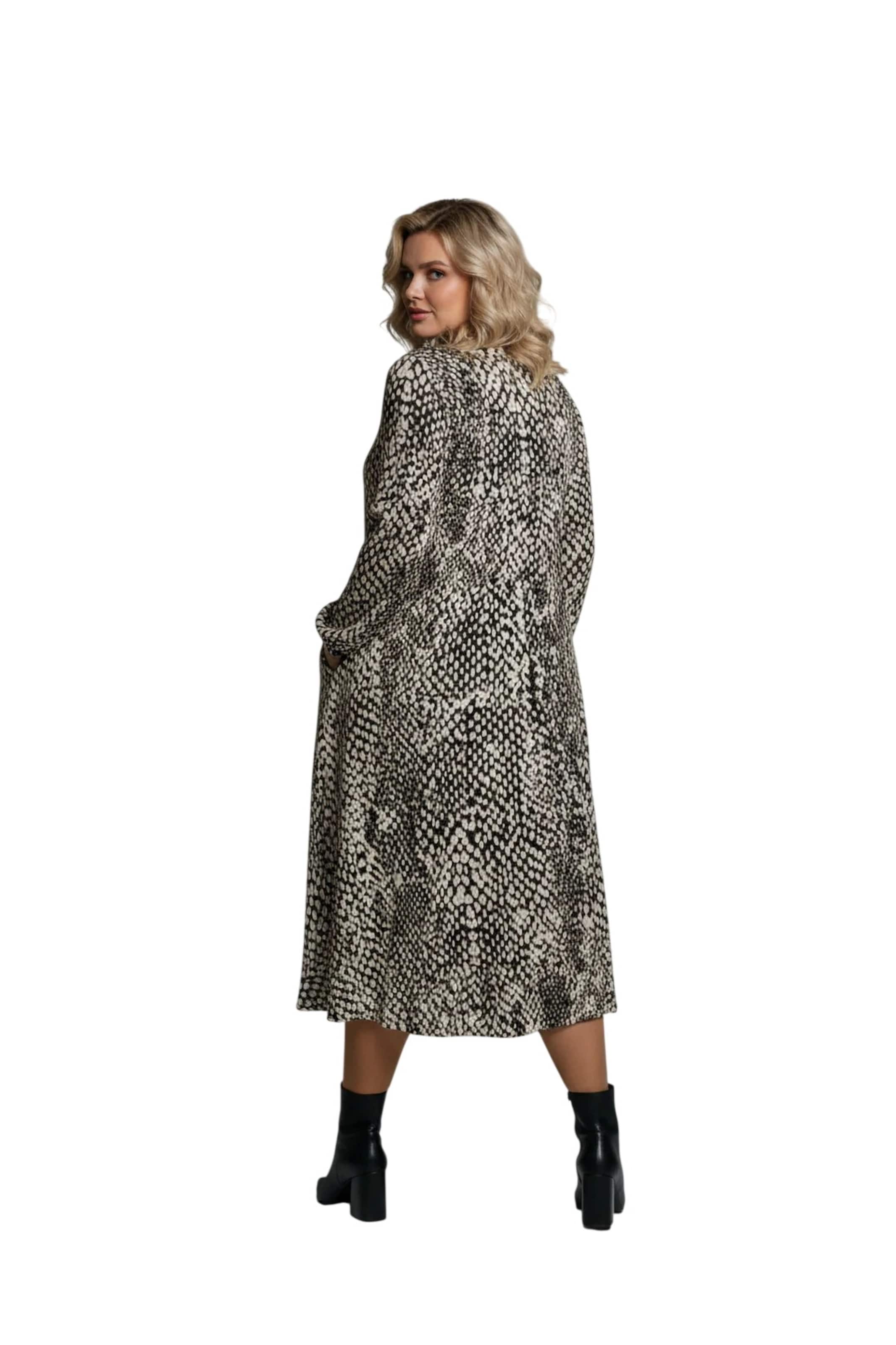 Robe Shape Of You en beige