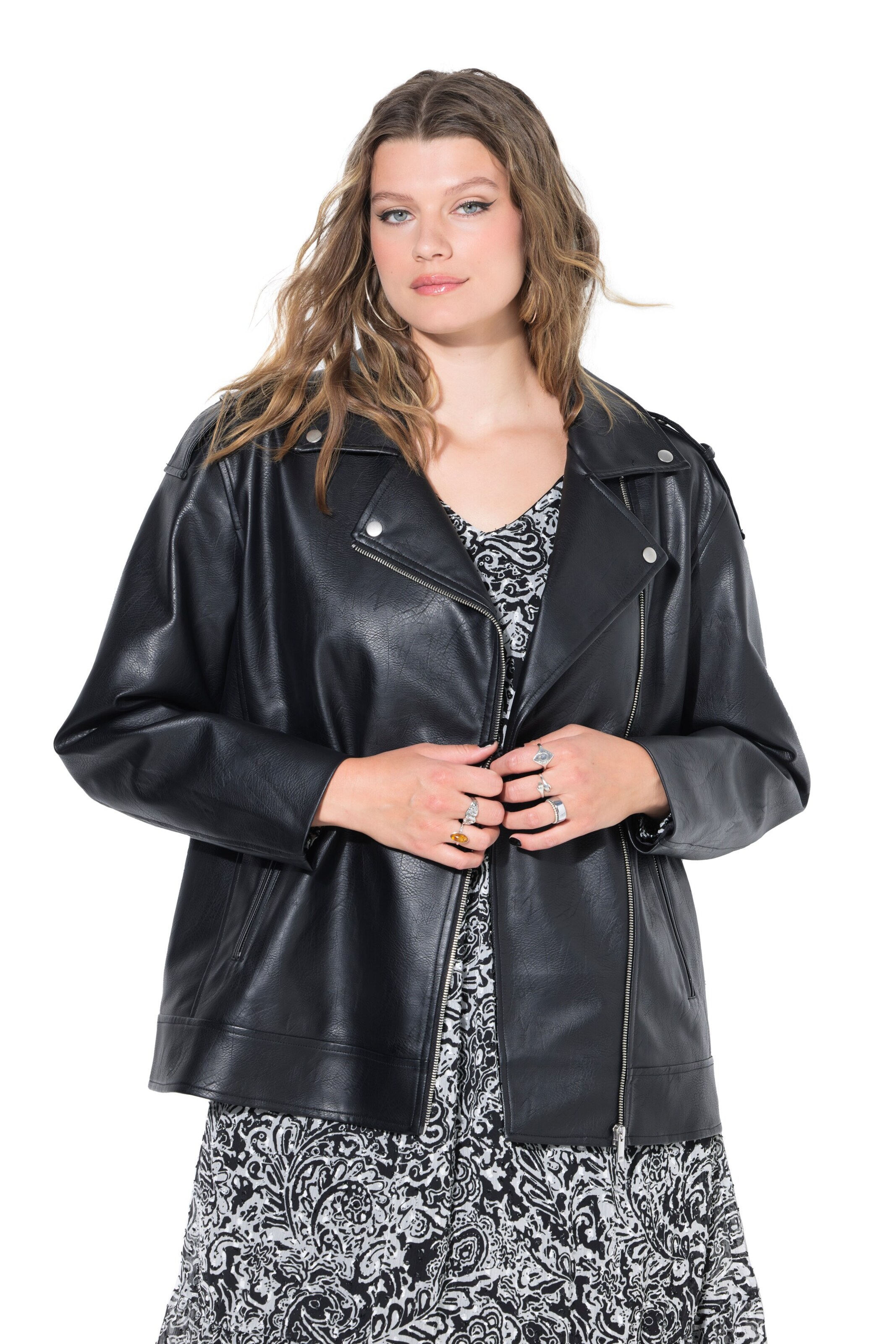 Studio Untold Between-Season Jacket in Black: front