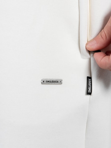 Regular Pantalon Smilodox en blanc