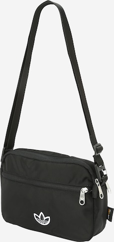 ADIDAS ORIGINALS Чанта за през рамо тип преметка 'Essentials' в черно