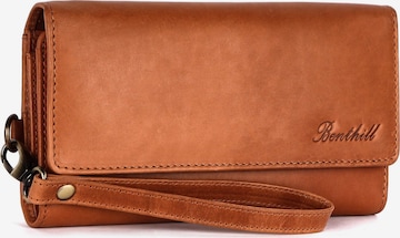 Benthill Wallet in Brown: front