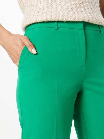 Regular Pantalon à plis Dorothy Perkins en vert