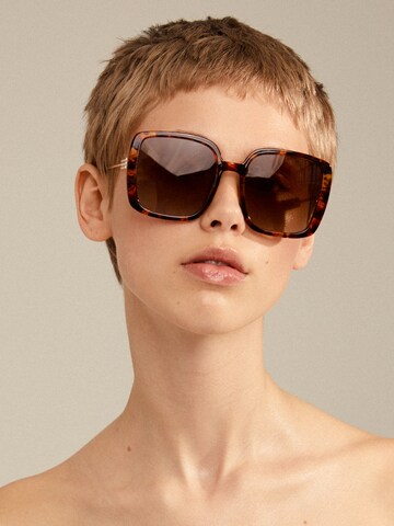 Pilgrim Sunglasses 'ALIET' in Brown