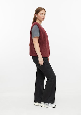 QS Vest in Red