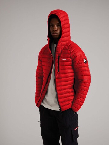 Veste outdoor ' SATEL1TE Kapuzen-Daunenjacke 2.0 ' JACK1T en rouge