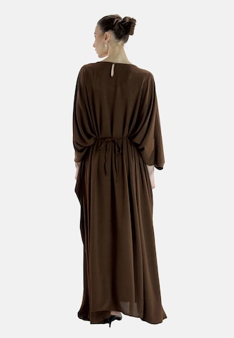 Robe Elara en marron