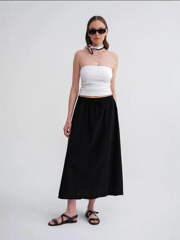 Gonna di MixRay in nero