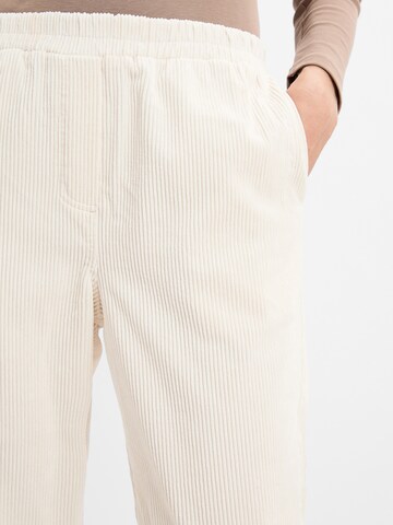 Marie Lund Loosefit Broek in Beige