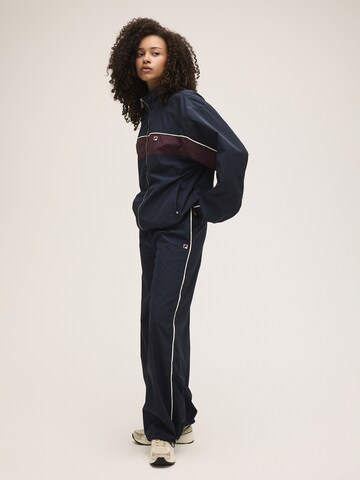 Giacca di felpa 'FERRARA oversized blocked woven track jacket' di FILA in blu