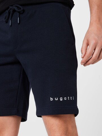 Regular Pantaloni de la bugatti pe albastru