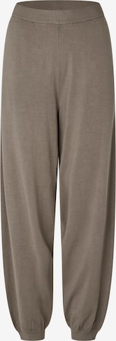 Effilé Pantalon 'Plenor' Masai en gris : devant