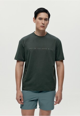 Born Living Yoga Shirt 'Venetta' in Groen: voorkant