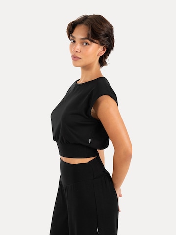T-shirt ' Jorina ' Smilodox en noir