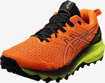 Chaussure de course ASICS en orange : devant