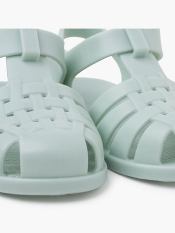 IGOR Beach & Pool Shoes in Green