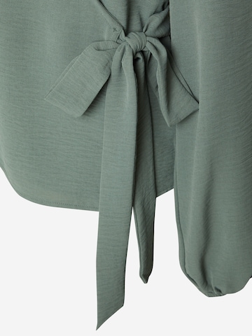 Vero Moda Tall - Blusa 'ALVA' em verde