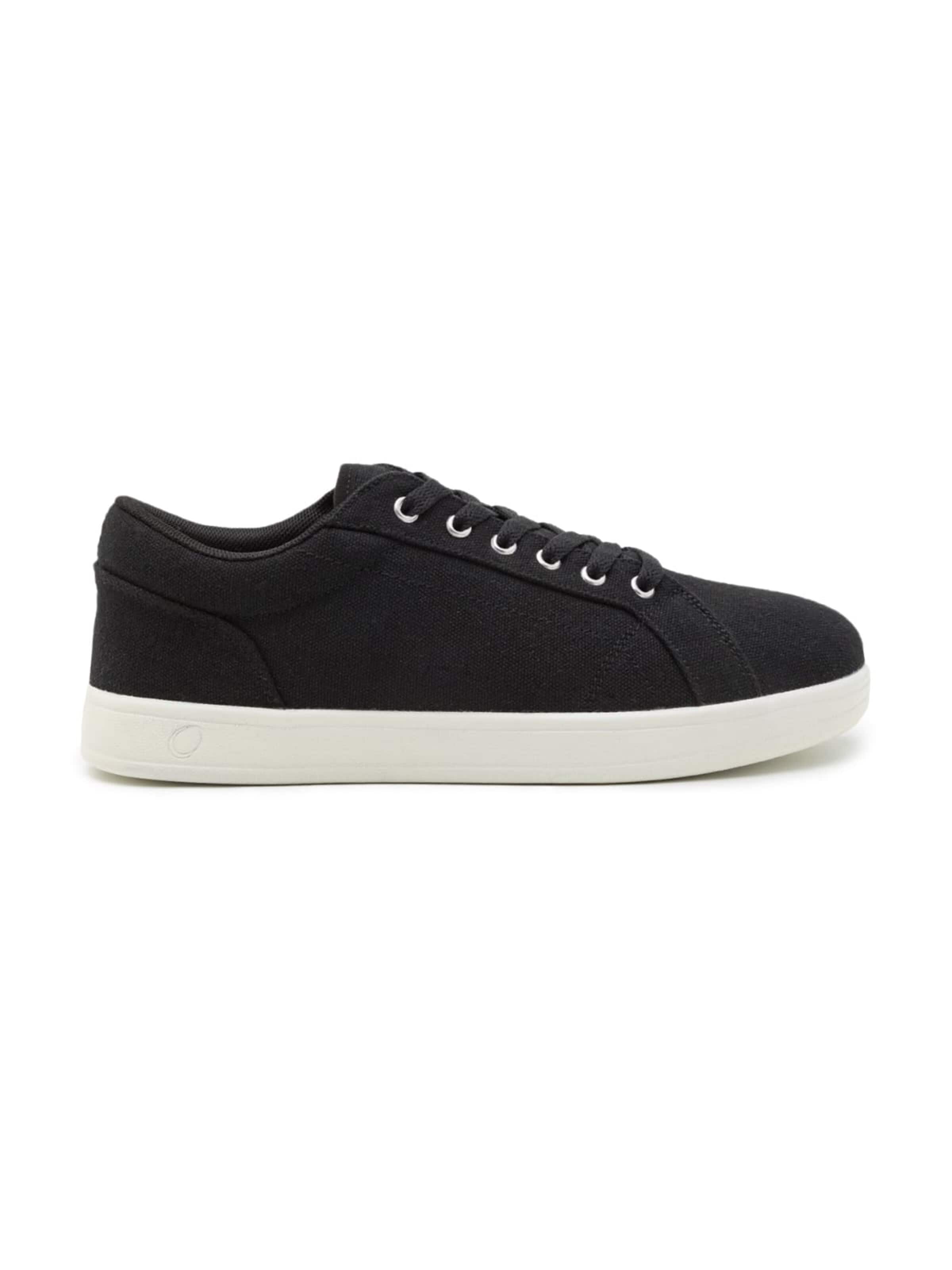 Dancing Queens Sneakers 'Dancing Queens - SMOVE Dance Sneaker' in Black
