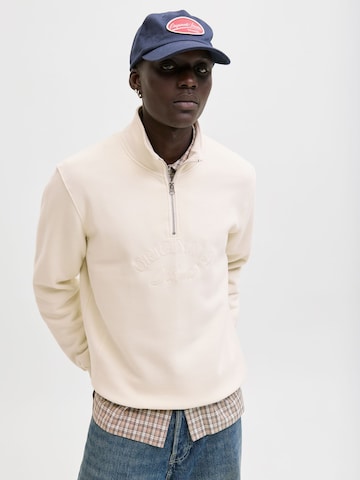 JACK & JONES Sweatshirt in Beige