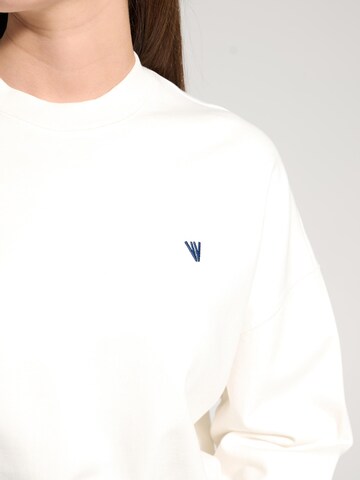 NOWIHT - Sudadera 'Eulalie' en blanco