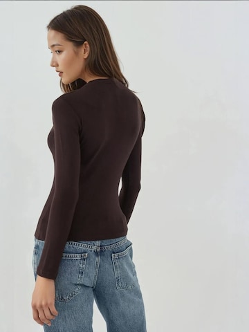 Hiccup - Camisa em castanho