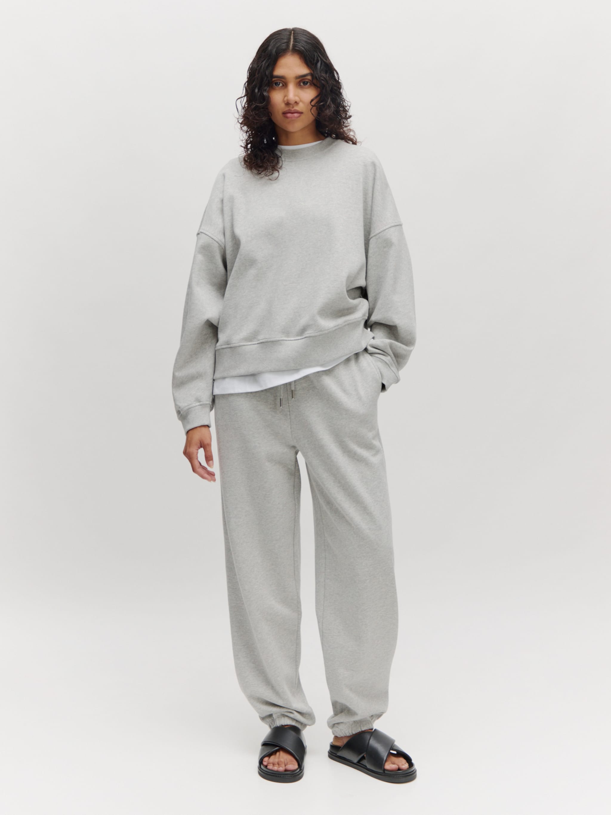 EDITED Produits Pantalon 'Una' gris