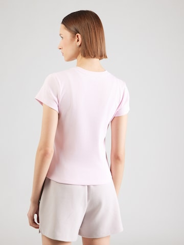 Nike Sportswear Shirt in Pink